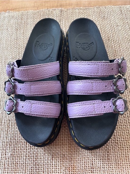 Dr. Martens Shoes - Dr Martens Blaire Flower Buckle Sandals w/Lilac Leather Straps & Chunky Sole. 9